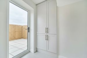 Utility room- click for photo gallery